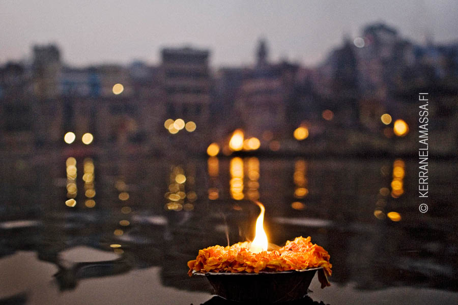 Varanasi_Intia_08