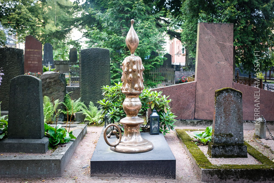 Suomen hautausmaat