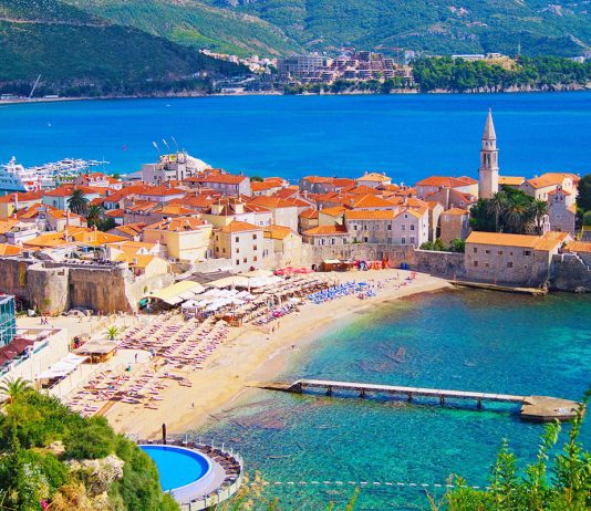 Budva – rantaloma Montenegrossa