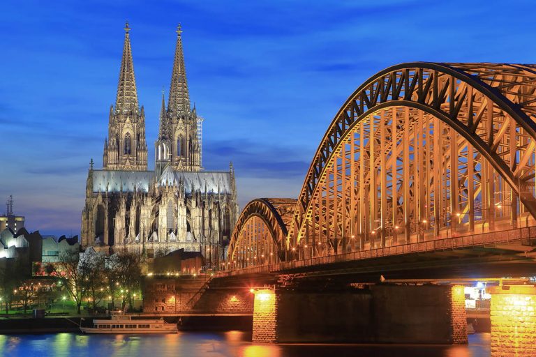 Köln – mahtavan katedraalin kaupunki - Kerran elämässä