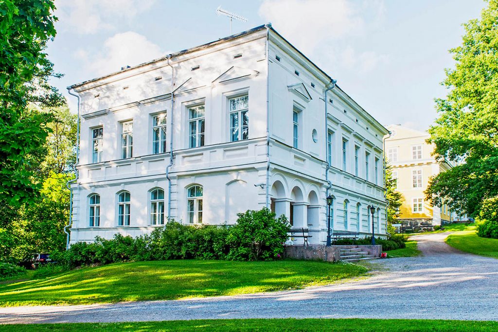 Mustion Linna T llainen On Suomen Kuuluisin Kummituskartano Kerran 