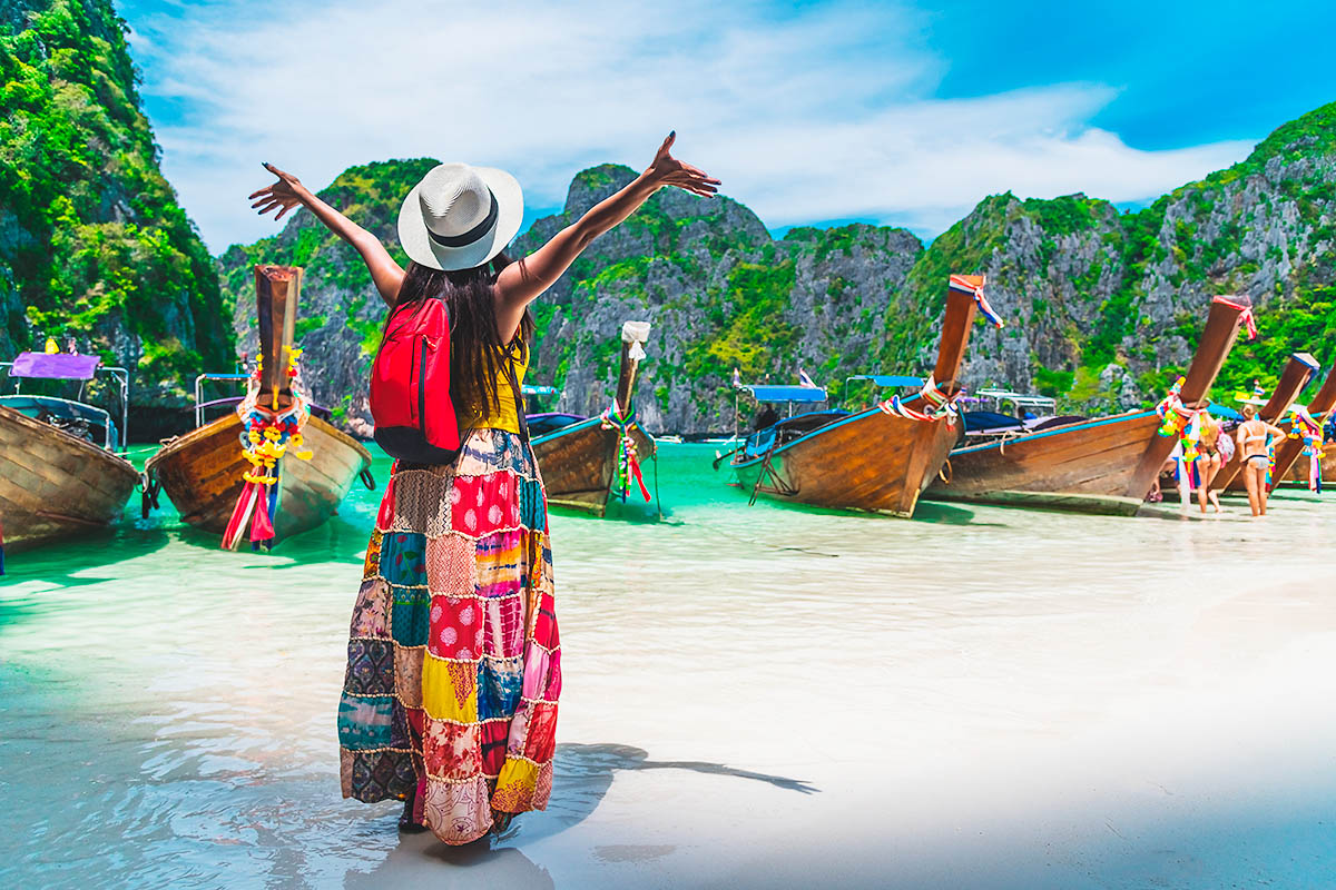 thaimaa phi phi saaret maya beach