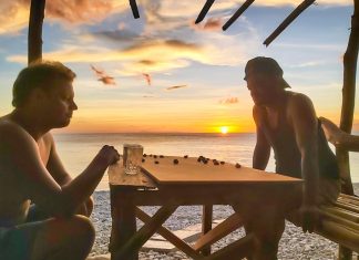 Paratiisireportteri: Miten Aleksi pysyy järjissään Filippiinien majatalon rakennustyömaalla?