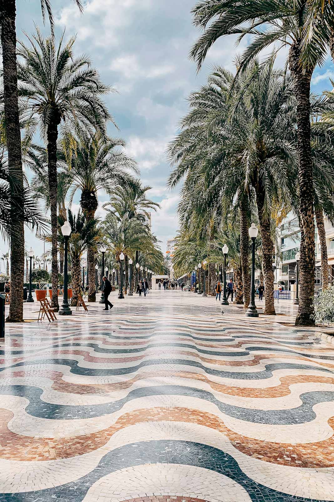 Alicanten nähtävyydet